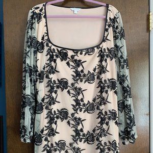 Beige Mini Dress w/Black Lace Overlay 26X